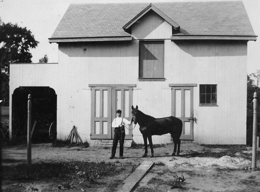 1902~ Harry Perry, Barn at 801 Elm St, New Haven.jpg