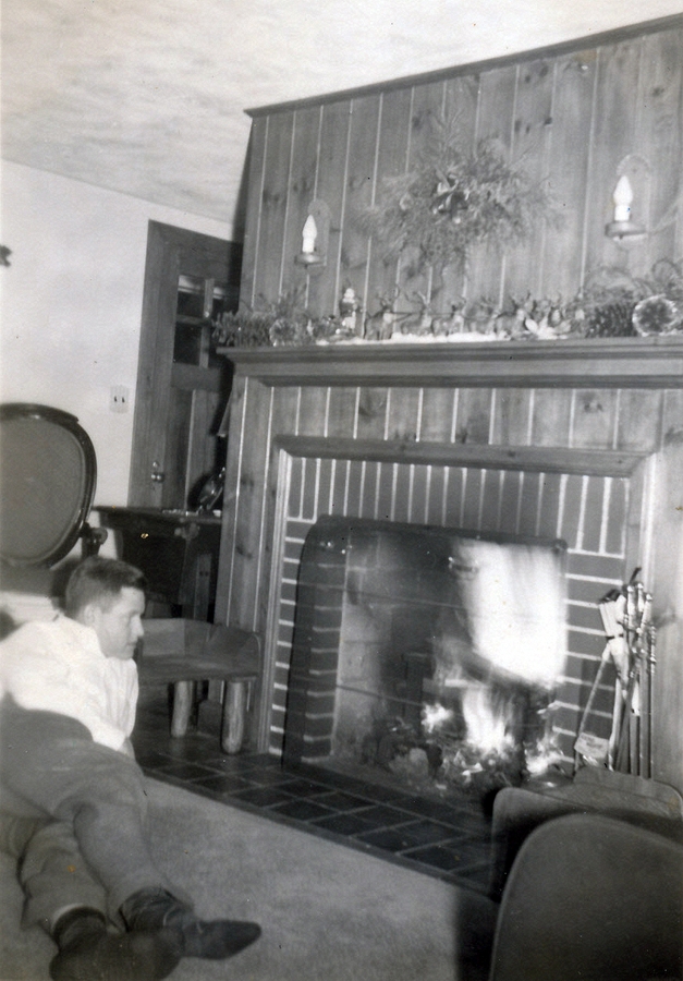 1948-12-25 Jack, Ludlow MA.jpg