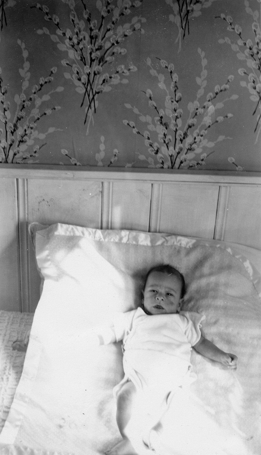 1950-02 03 John Beecher Perry III (10 wk).jpg