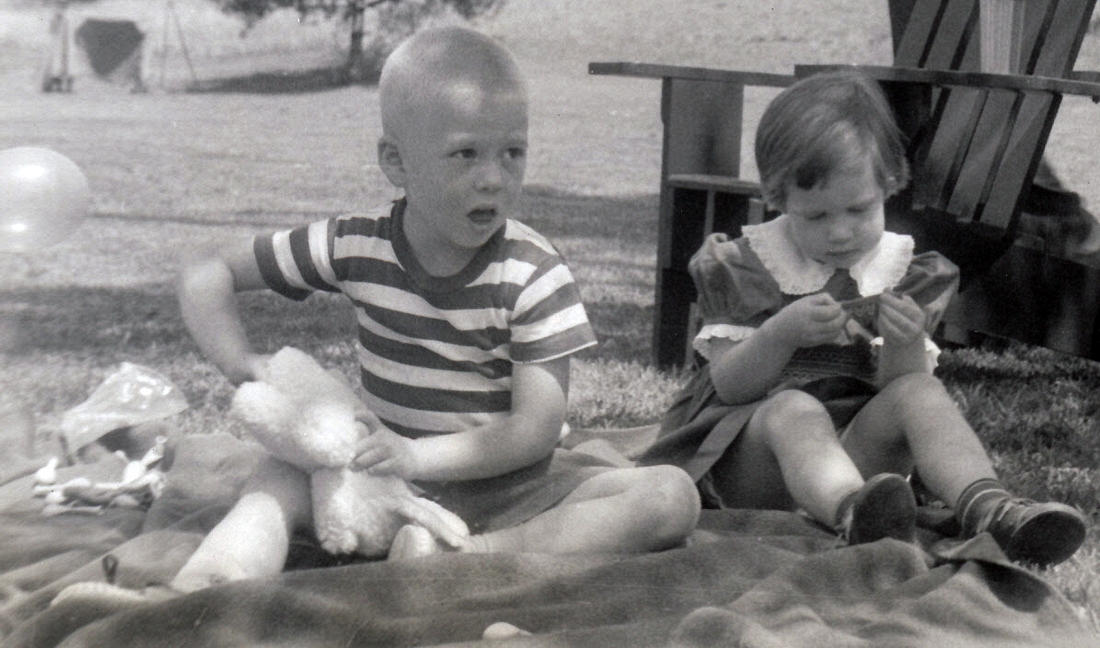 1957-05-27 04 Carl & Judy, Sudbury MA.jpg