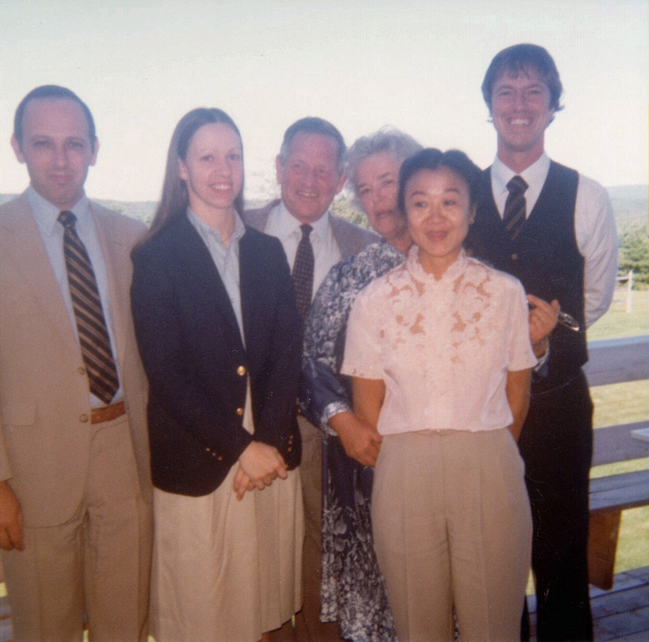 1982-09 Marshall & Judy Schwartz, Jack, Jinny, Rose & John Perry.jpg