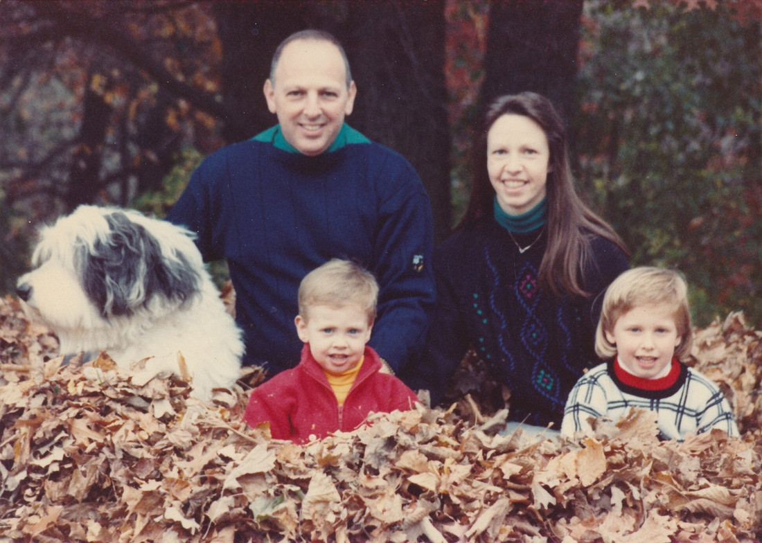 1991-10 Charlie, Marshall, Joshua (age 2.5), Judy & Sara (5) Schwartz.jpg