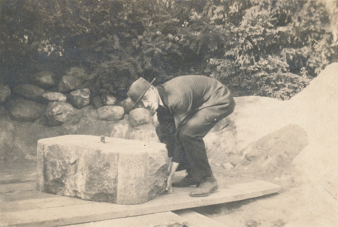 1915~ Ped.jpg