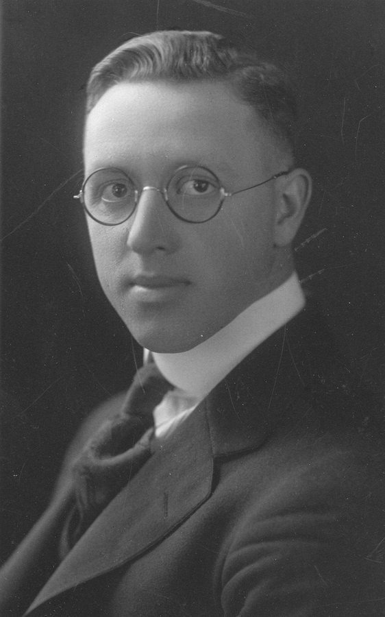 1916~ Ped Perry.jpg