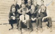 1919 5 (r) Porter, Henderson, Prentis, Cameron, Cowan; (m) Sheedy, Bent, Pearson, Perry; (f) Bennett; submarine base, Groton CT.jpg