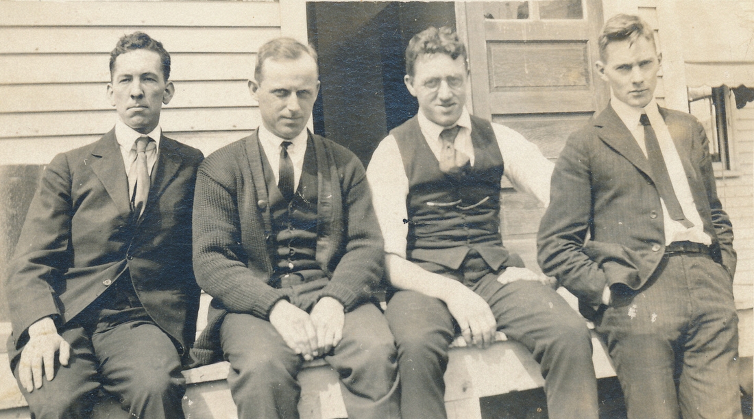 1919 6 Cowan, Hugh Prentis, HBP & Henny Henderson; submarine base, Groton CT.jpg