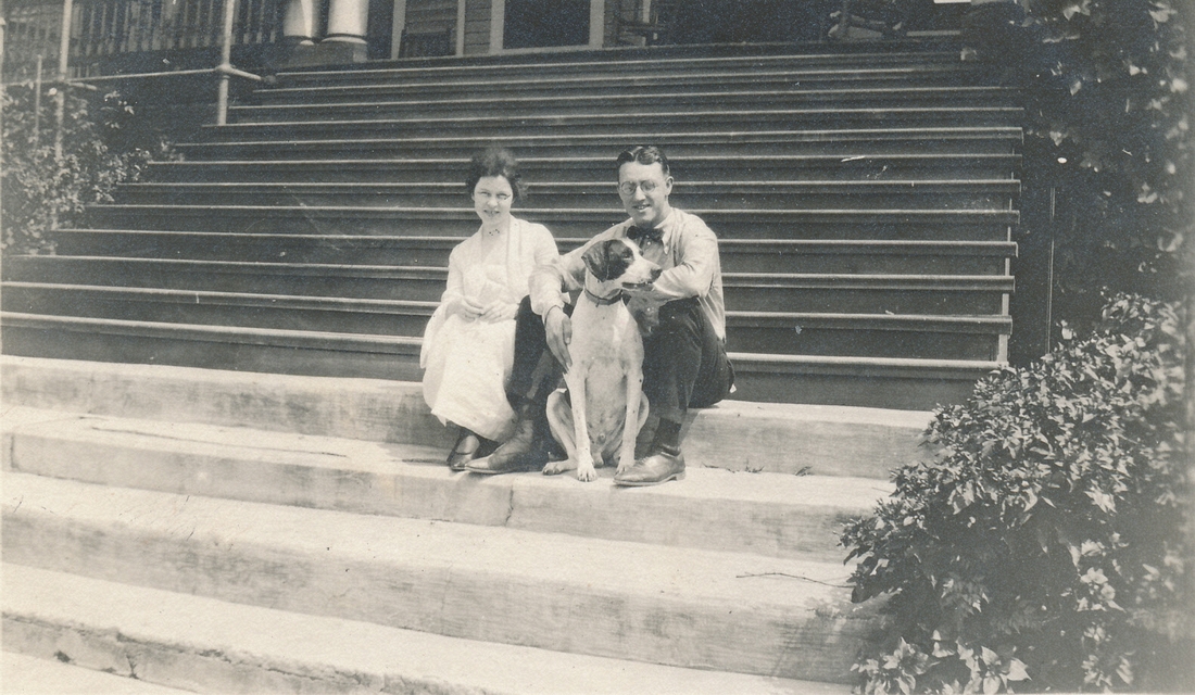 1920-08~ 1 Doris, Ped & friend; hotel, Trion GA.jpg.jpg