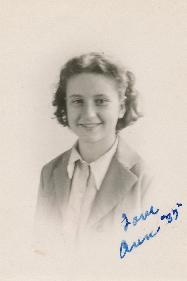 1937 3 Anne MacNeil, Jr HS senior class.jpg