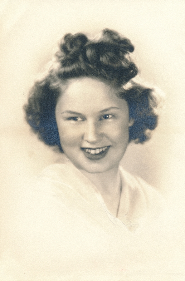 1939-10~ 2 Diane.jpg