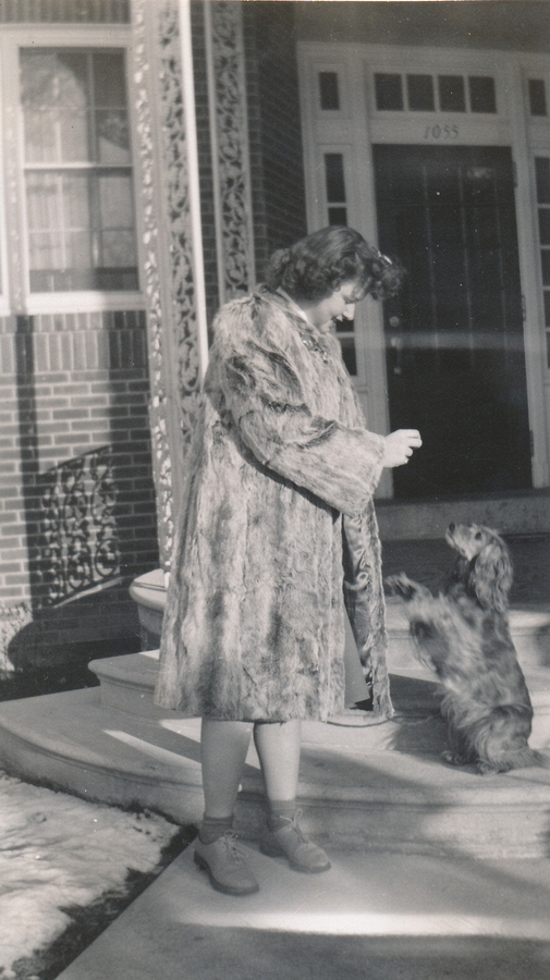 1941-01 3 Diane & Toni, Allentown PA.jpg