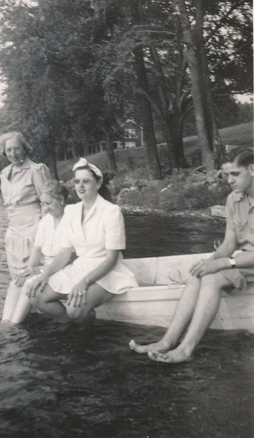1941-06~ 1 Coz Ethel, Coz Bess, Mary & George, Bantam Lake CT.jpg