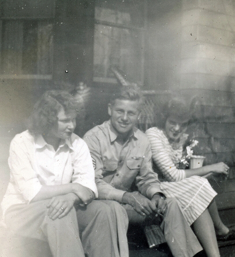 1943 4 Diane, SSgt Jack & Liz.jpg