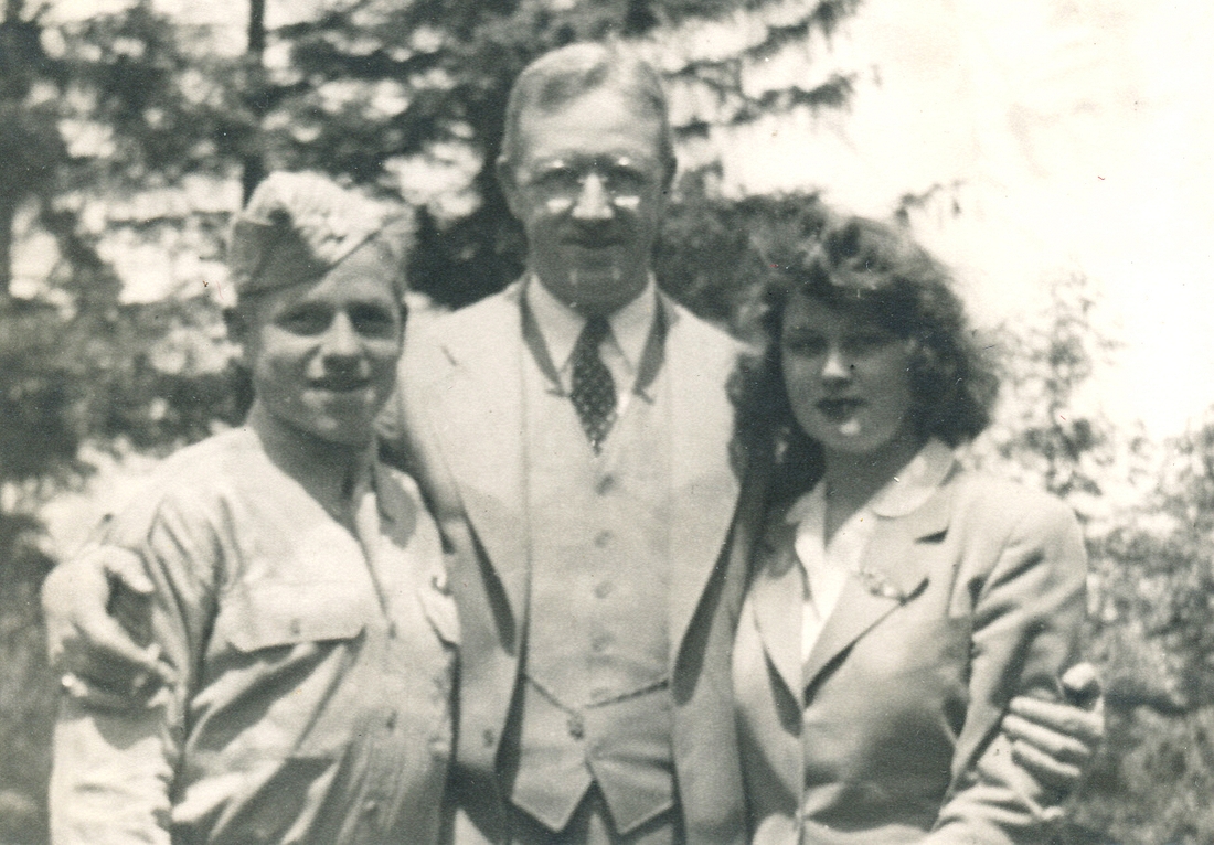1943-04~ 1 Jack, HBP & Diane.jpg