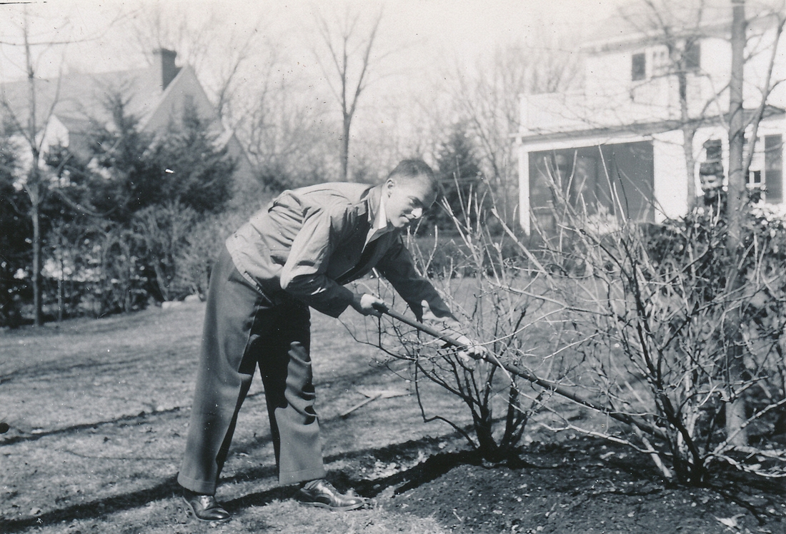 1946-03~ 04 Paul Wheeler, clean-up job.jpg