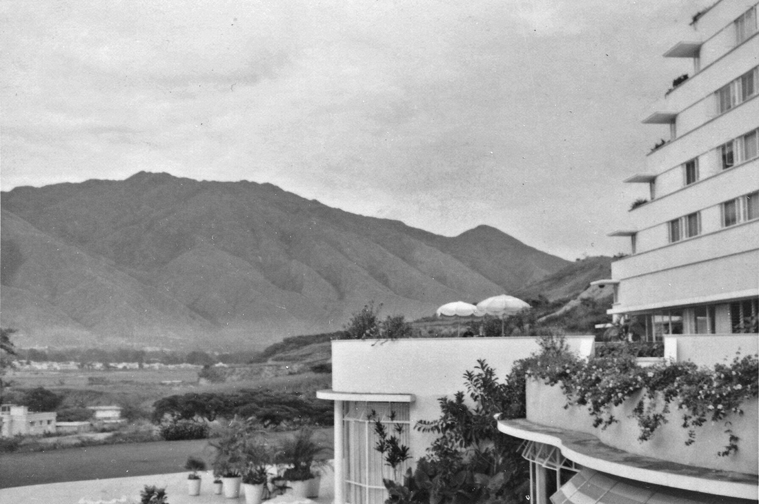 1954-10-07 4 Hotel TA, Caracas Venezuela.jpg