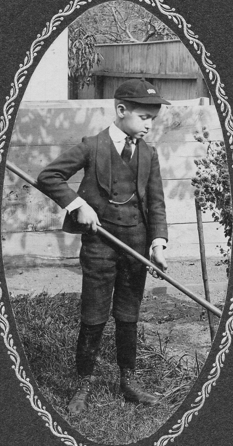 1902~ 3 Ped.jpg