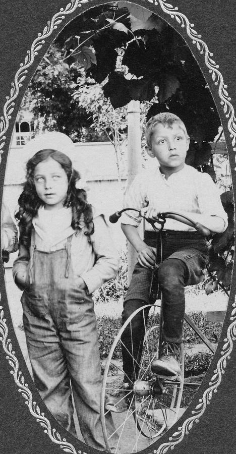 1902~ 9 Burge & Ped.jpg
