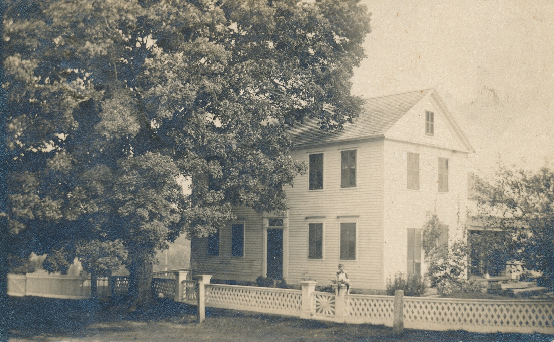 1904-09-30 1 Old Beecher Homestead postcard, Oxford CT.jpg