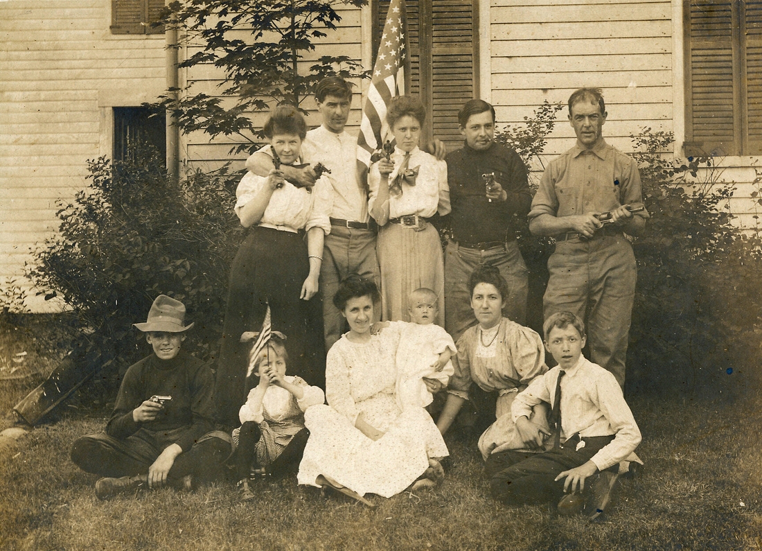 1907-07-04~ 2 (r) Mabel & Harry Perry; Mrs & Wm Beardsley; JB Perry; (f) Carl Fulton; Doris, Bess & Betty Frisbie; Liz & Ped Perry; Oxford CT.jpg