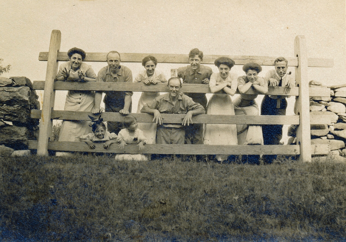 1910~ Family & Friends at Oxford.jpg