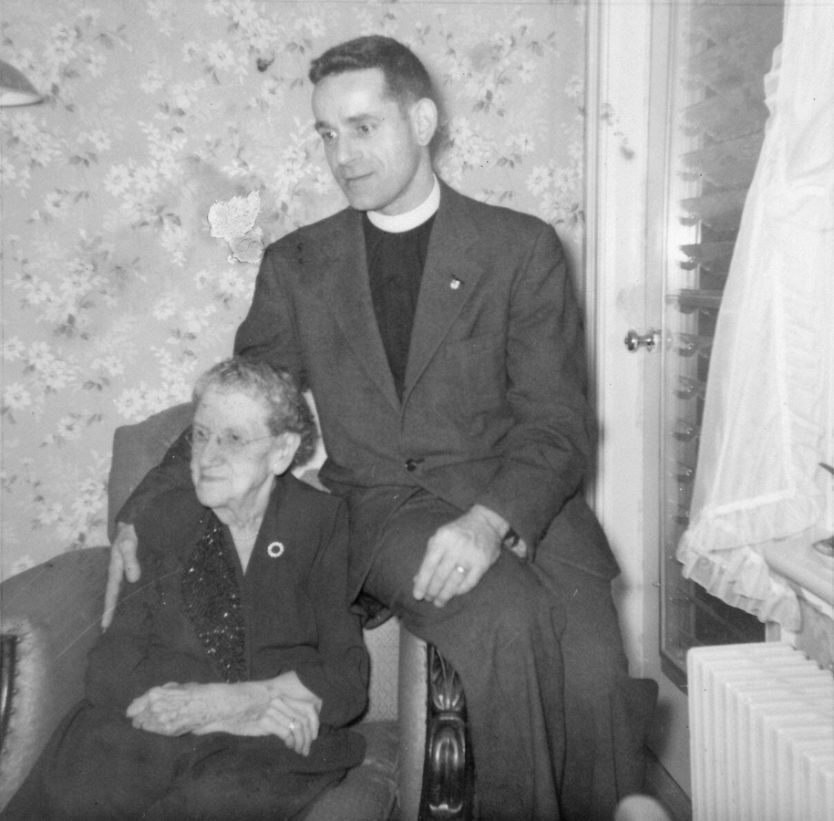 1961-04-13  GG (Liz) & George Razee.jpg