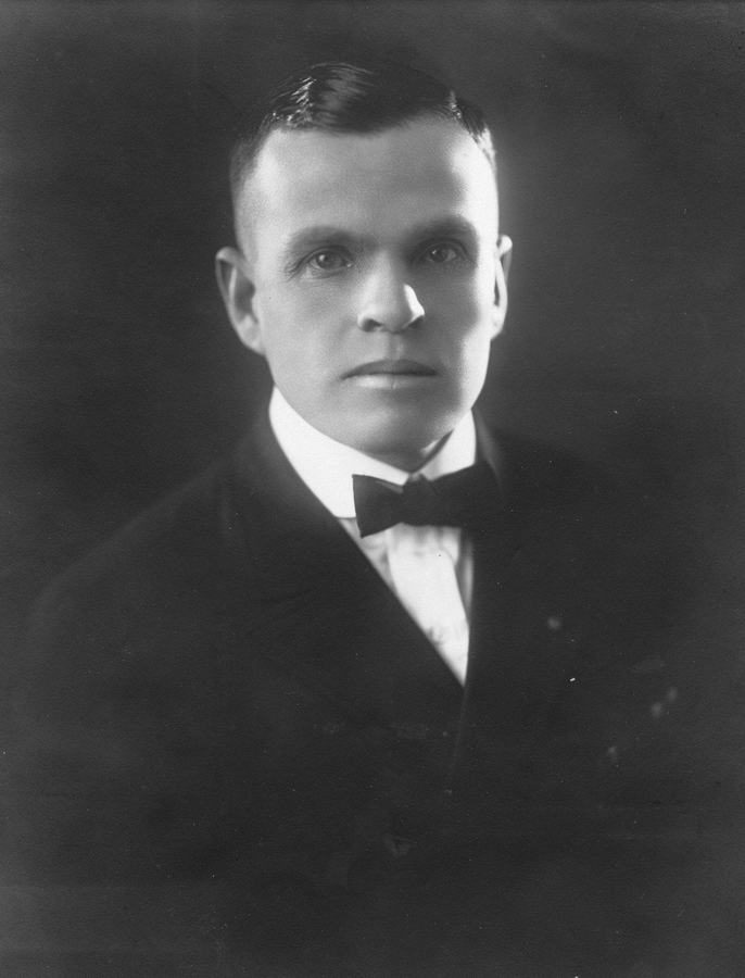 1923-12-20 Arnold W Woodbury.jpg