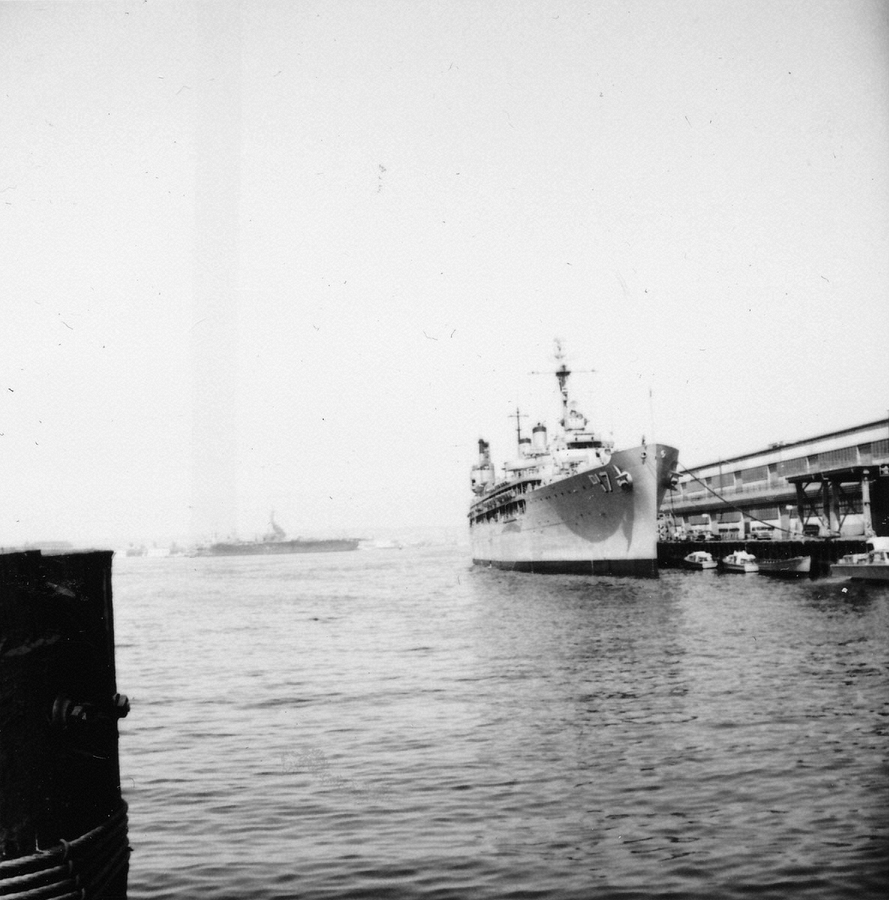1960-09 4 Navy Yard, San Diego CA.jpg