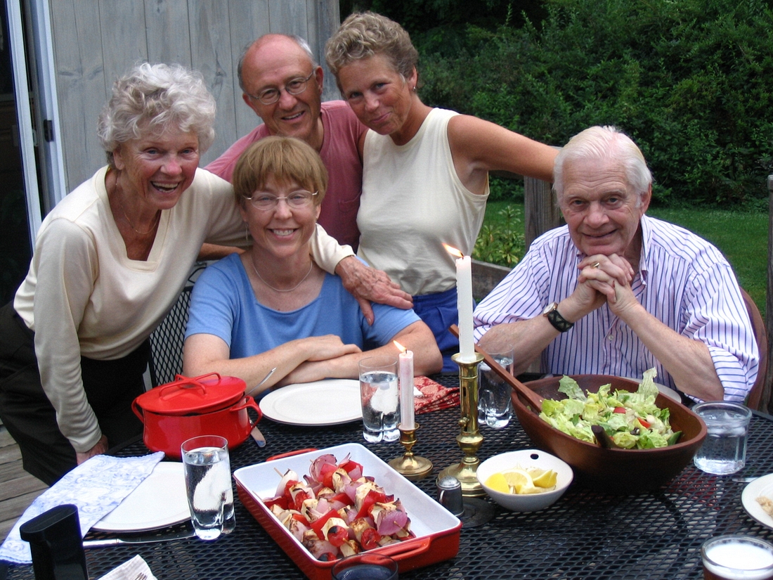 2004-07-31 Velma, Karen, Peter, Christy, Bill - Williamstown.jpg