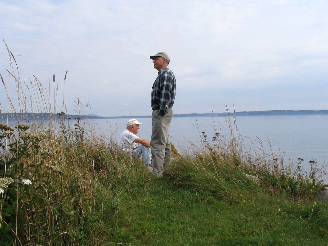 2004-10-10 1a Pete + Pete on Islesboro.jpg