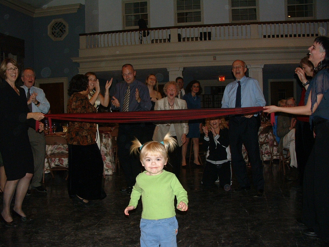 2004-10-23 5 Stella Wins at Limbo.jpg