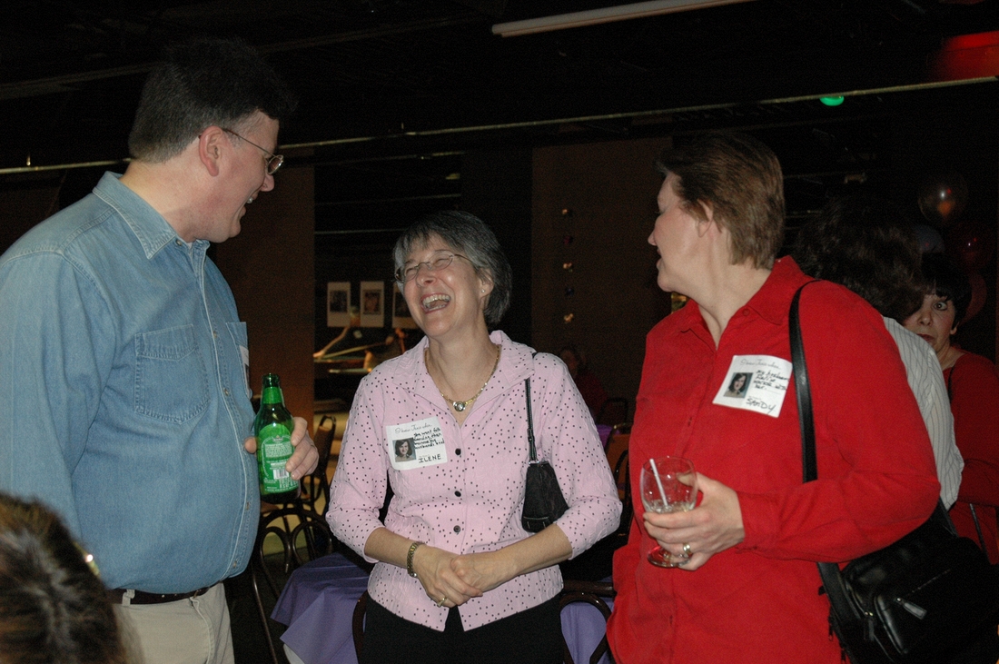 2005-04-02 1 Felix Pineau, Ilene Beckman, Sandy Pineau.jpg