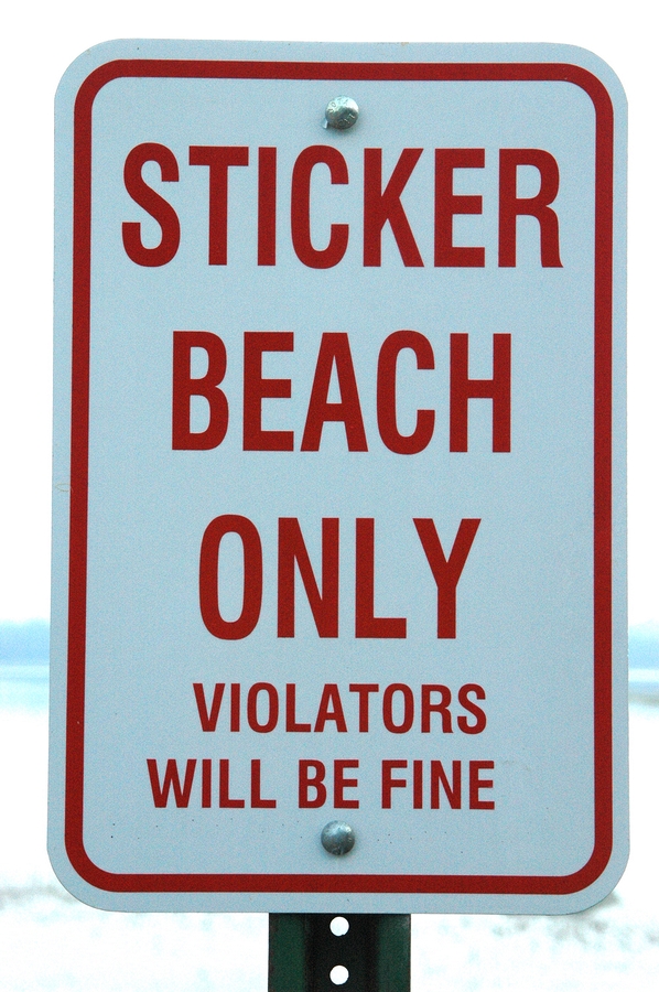 2005-05-31 2 Violators will be Fine (seen at Fort Hill).jpg