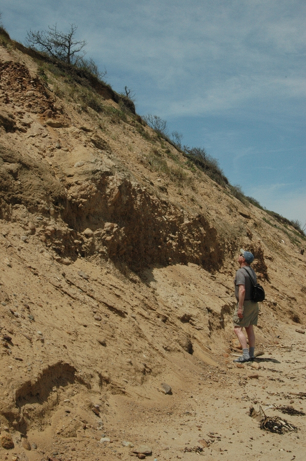 2005-06-09 2 Checking erosion at Nauset Light Beach, Eastham.JPG