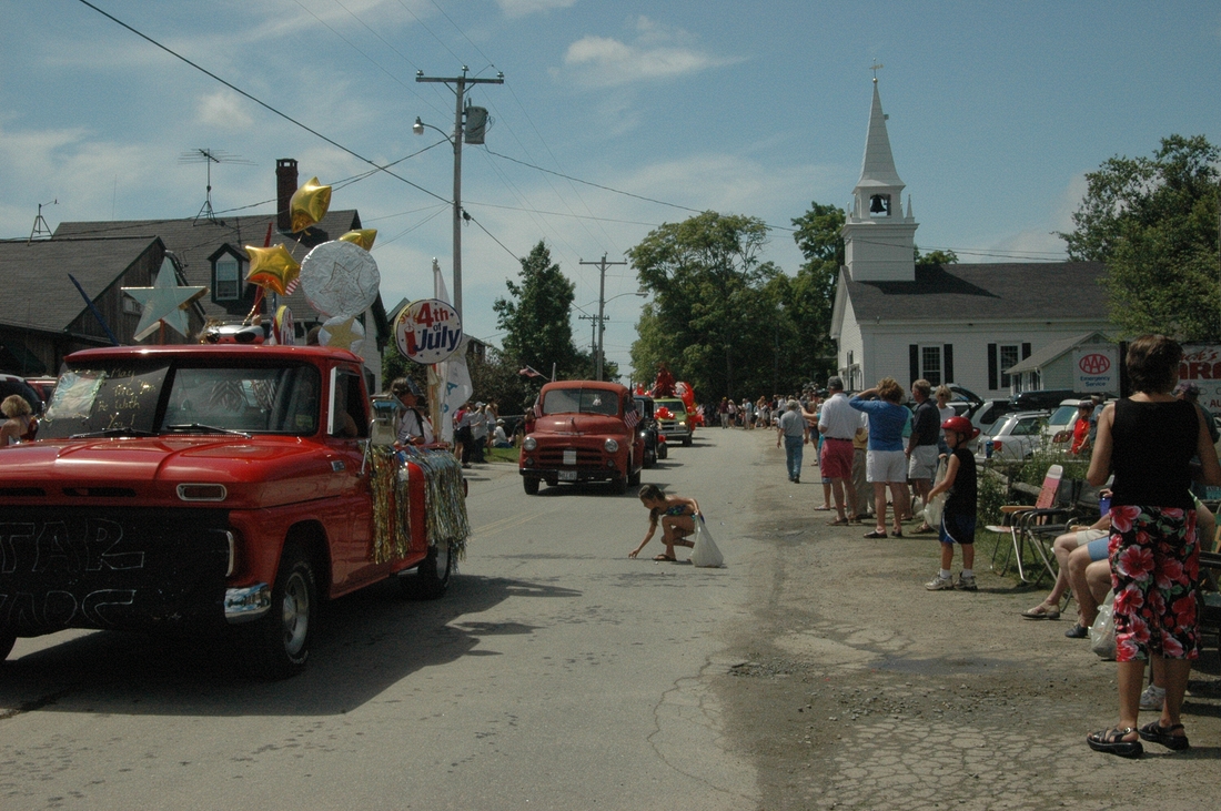 2005-07-02 04 Independence Day Parade, Islesboro.JPG