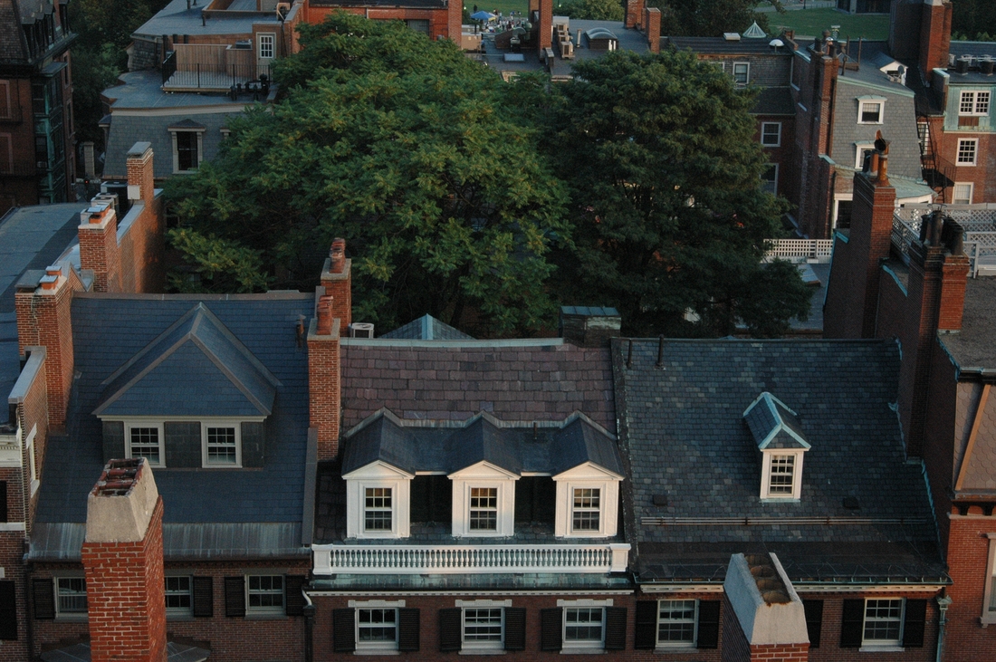 2005-07-16 1 Beacon Hill view from Haggerty rooftop.JPG