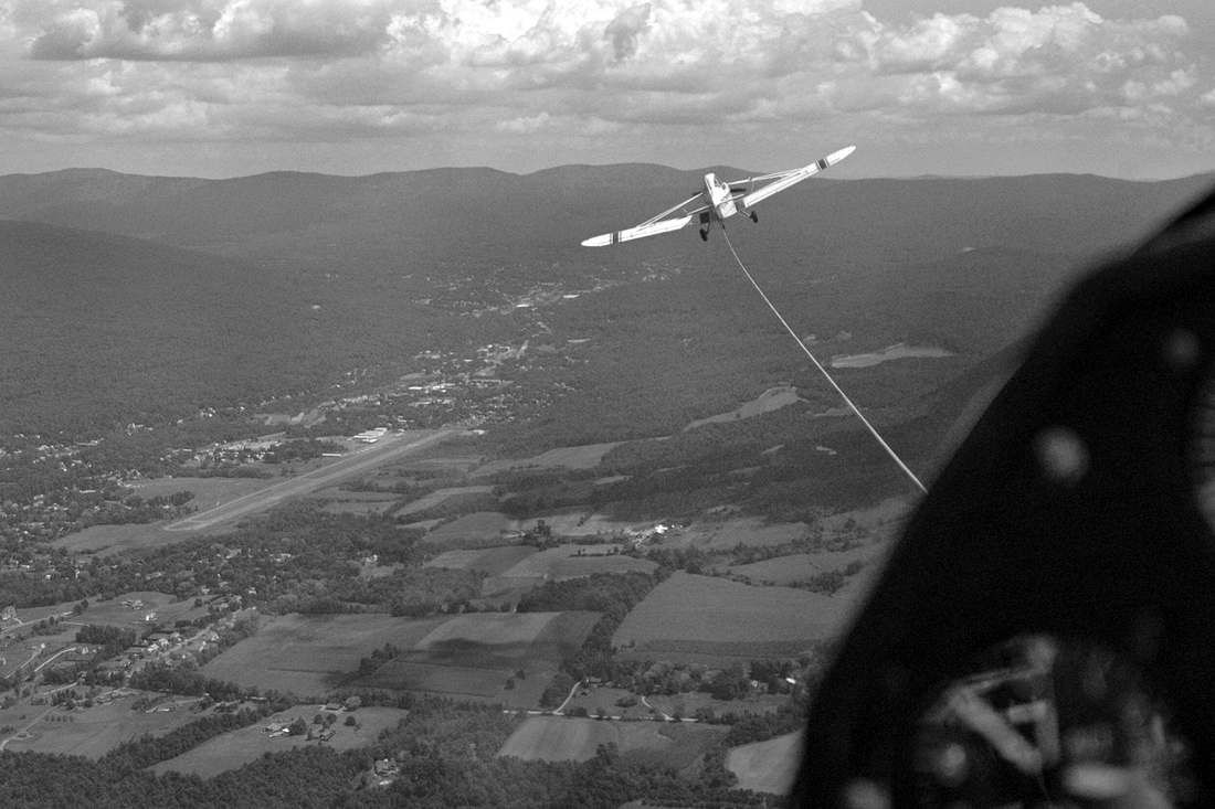2005-07-30 About to detatch - Karen's Glider Flight.jpg