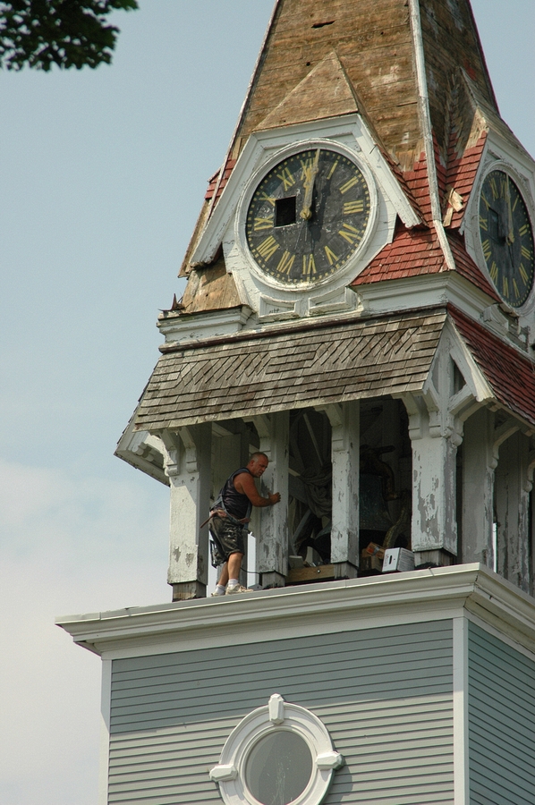 2006-07-08 9 Steeple Maintenance.JPG