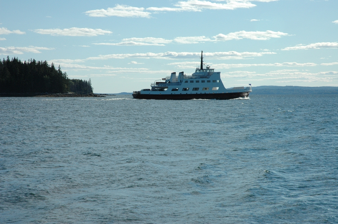 2006-09-10 5 Islesboro Ferry.JPG