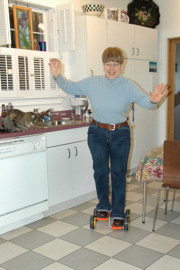 2006-12-07 1 Karen on PedalGo.jpg