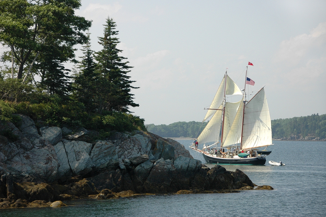 2007-07-30 24 The Bonnie Lynn, Hewes Point, Islesboro.jpg