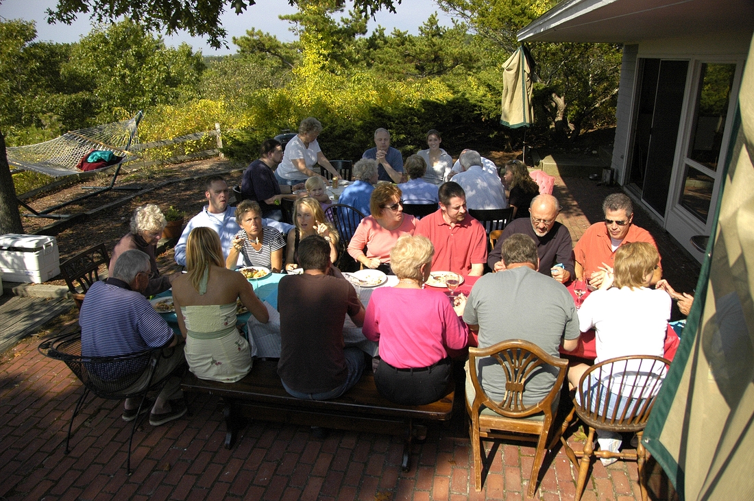 2007-09-22 12 Family Reunion in Truro.jpg