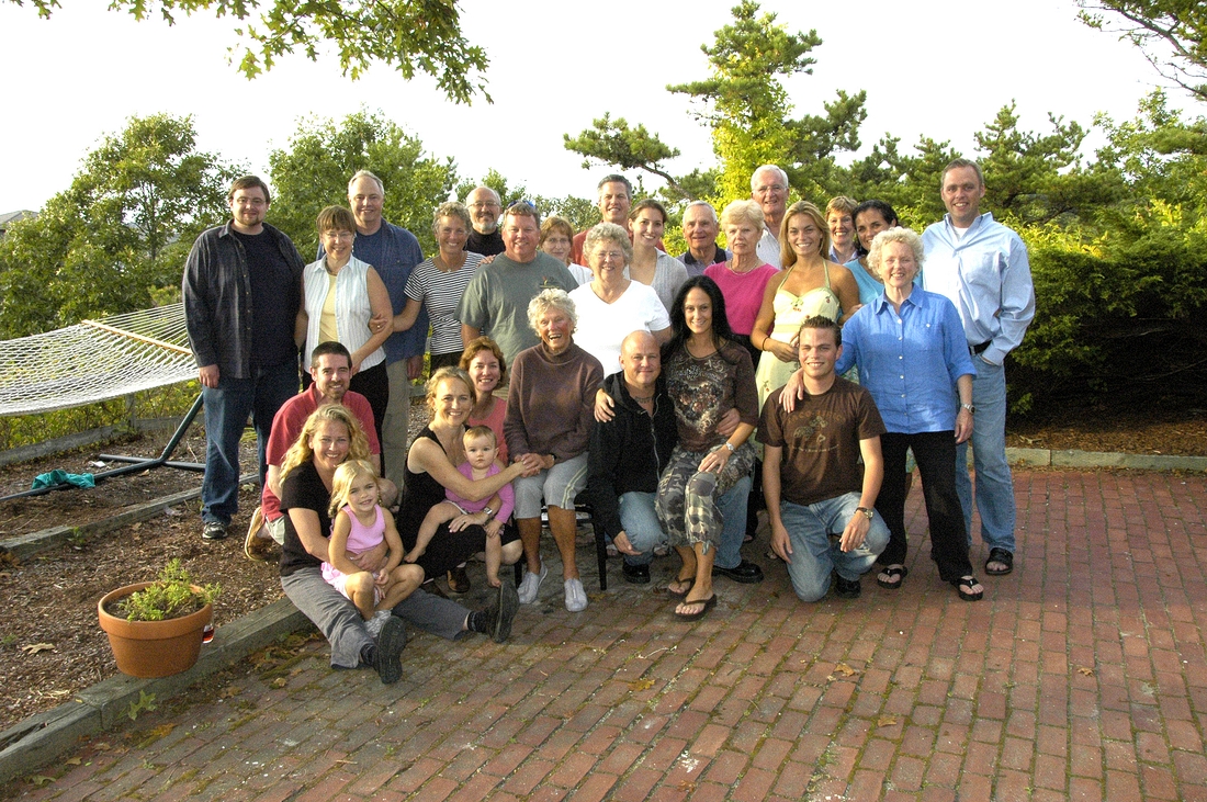 2007-09-22 15 Family Reunion in Truro.jpg