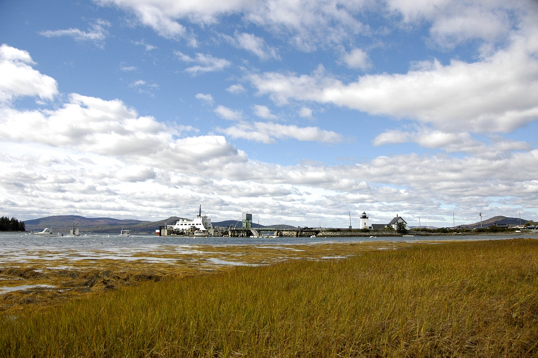 2007-10-15 1 Ferry Landing and Islesboro Skyscrapers.jpg