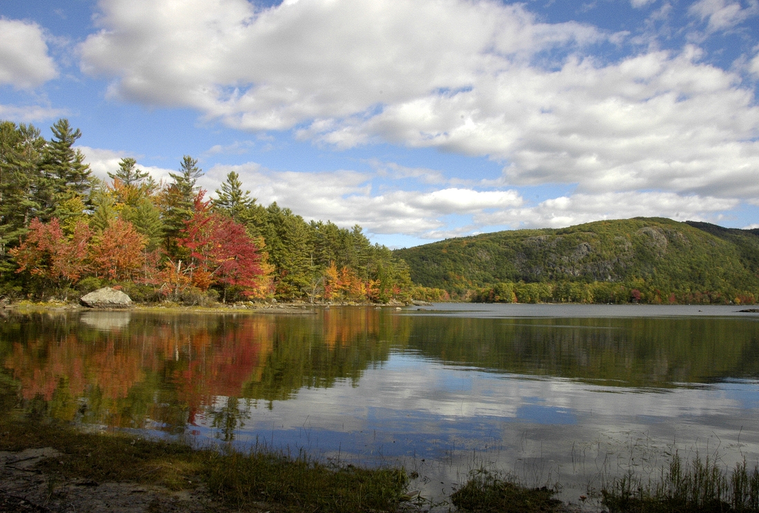 2007-10-15 7 Camden - Fernald's Neck hike.jpg