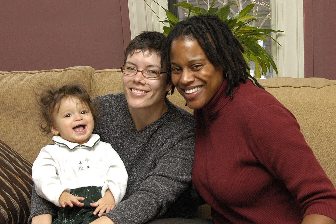 2007-12-02 2 Elias, Beth and Jill, Hope Church.jpg