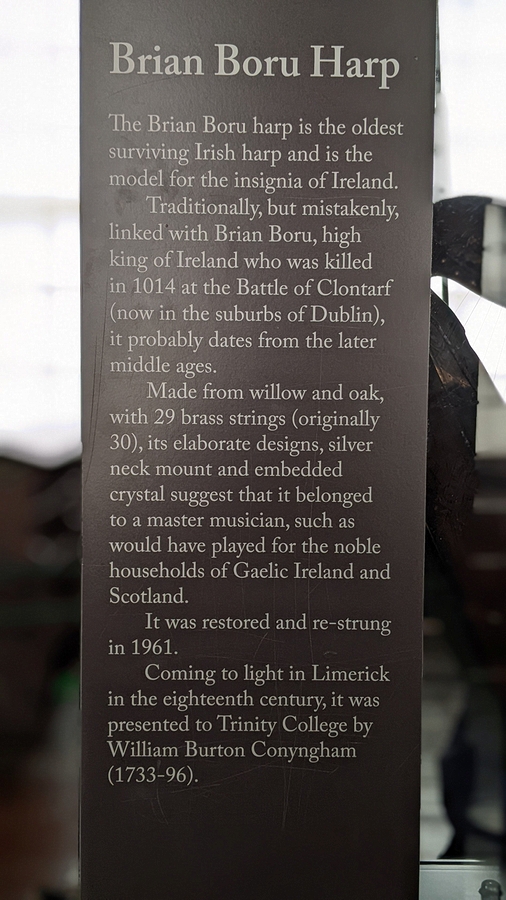 2022-05-30 173 Brian Boru Harp, The Long Room, Trinity College, Dublin.jpg