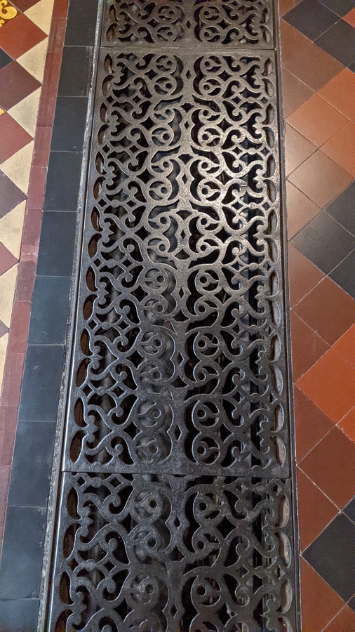 2022-05-30 306 St Patrick's Cathedral, Dublin.jpg