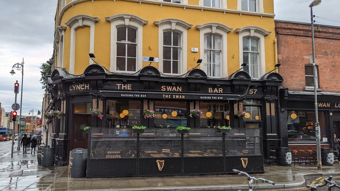 2022-05-30 316 The Swan, Dublin.jpg