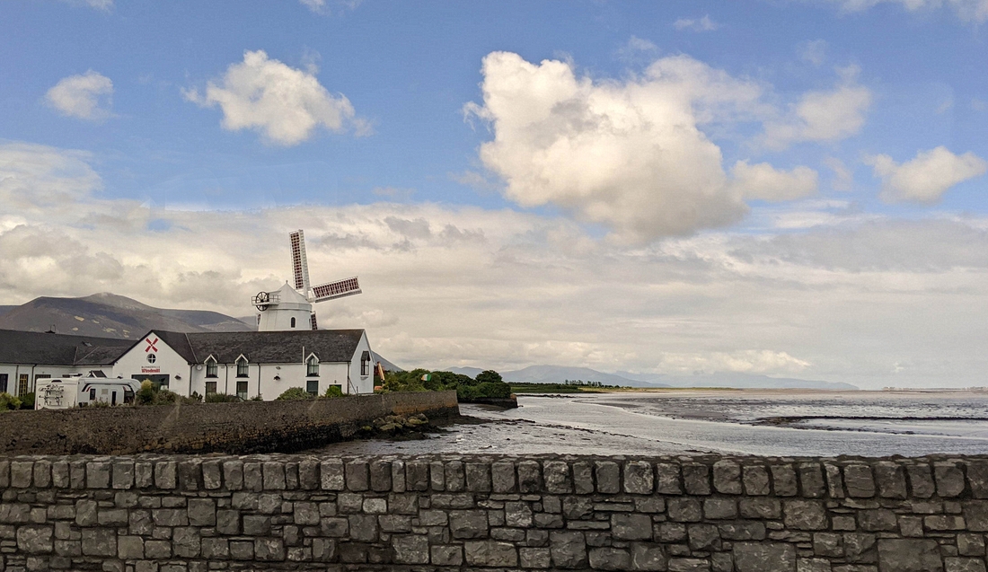 2022-06-01 027 Van to Dingle.jpg