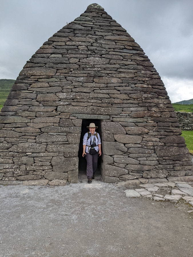 2022-06-05 256 Gallorus Oratory, Dingle Peninsula.jpg